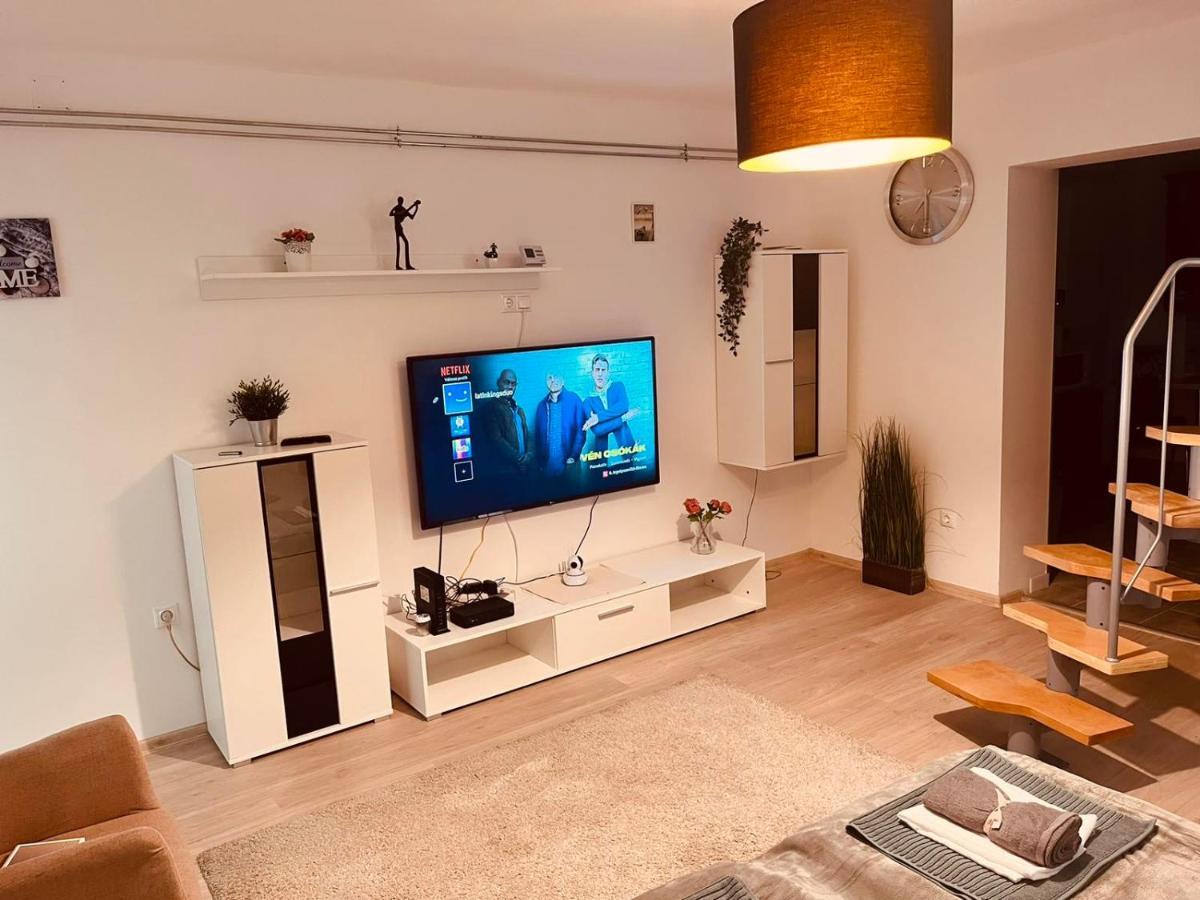 Appartement King House & Garden With Ac And Free Parking Possibility