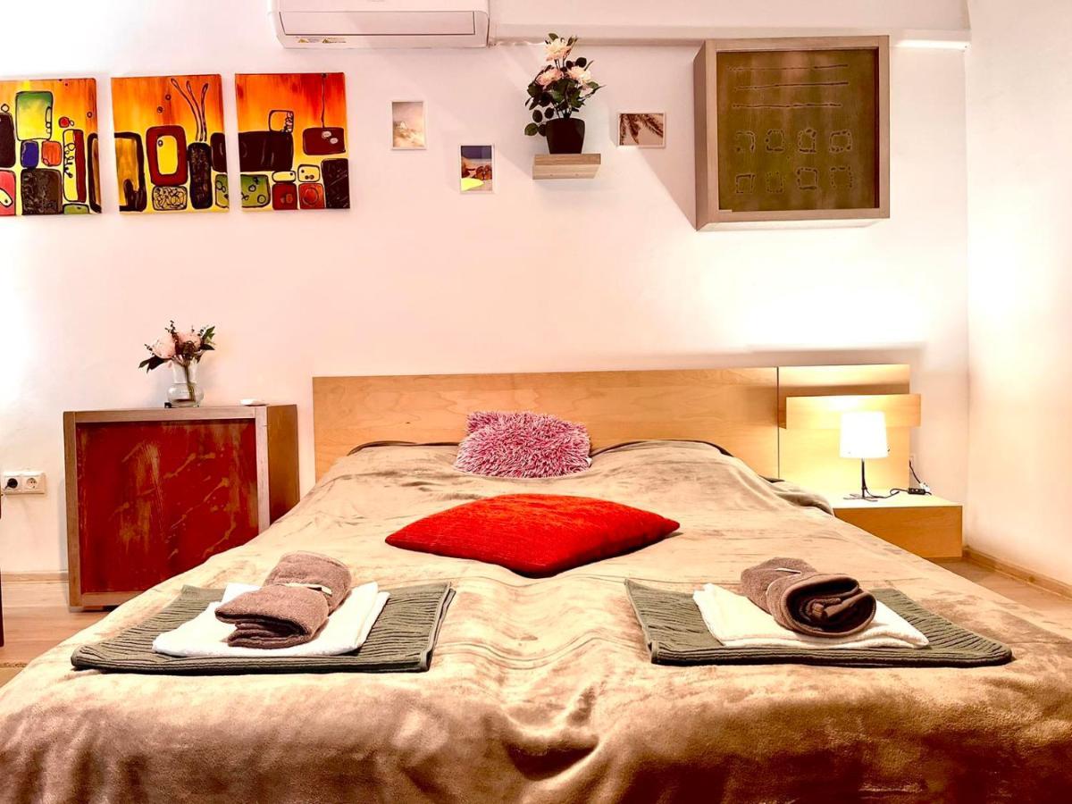 Апартаменти King House & Garden With Ac And Free Parking Possibility Будапешт